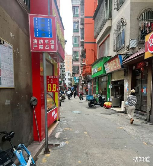 深圳城中村出租房，面积小租金高，能租到一间阳光房是幸运！