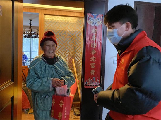 温暖中国年丨小年到，饺飘香，良渚文化村把暖心饺子送上门