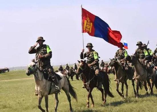 美高官访问后，蒙古证实美打算在境内开设军事基地，并已给出...