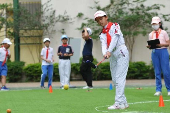 全国首个校园高尔夫文化周在深圳黄埔学校举行