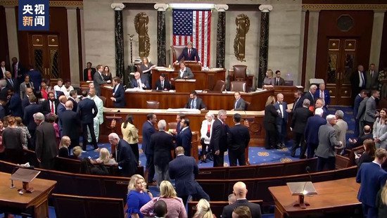 美国会参议院正在推进一项短期支出法案