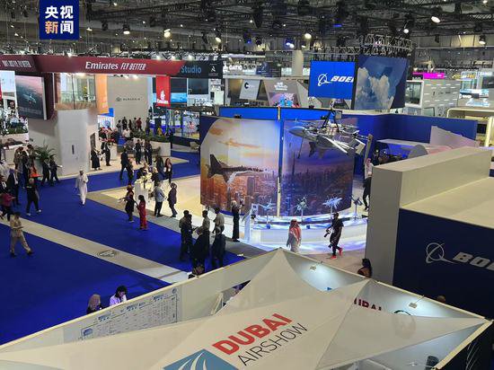 第十八届迪拜航空展开幕 吸引超过1400家参展商