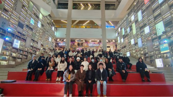 第二届扬子江青年文学季活动走进南京可一书店