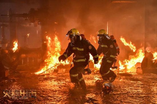 《火线出击》获消防员力挺 塑造"城市守护神"