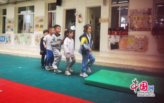 预防踩踏，为爱护航 乐山洙幼教育集团全福园区增强幼儿安全意识