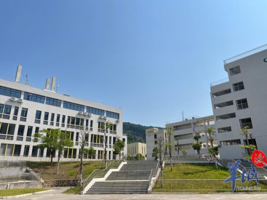 <em>广州康复</em>实验学校新校区揭牌，可容纳600名学生