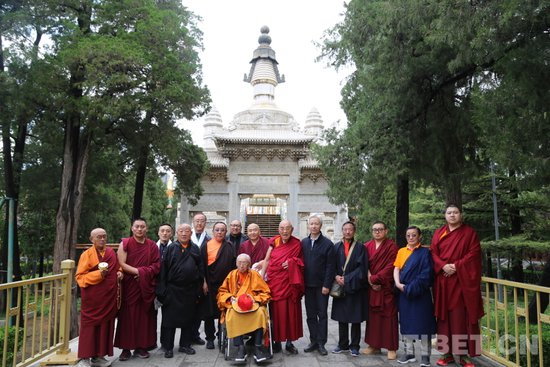 根培活佛：争做藏传佛教中国化进程中爱国爱教的践行者