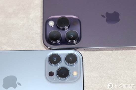iPhone 14 Pro Max 暗<em>紫色</em>抢先开箱<em>给</em>大家看！ 这些细节就是该买