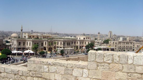 土耳其强震致<em>叙利亚</em>阿勒颇城堡等<em>多处</em>文物古迹严重受损