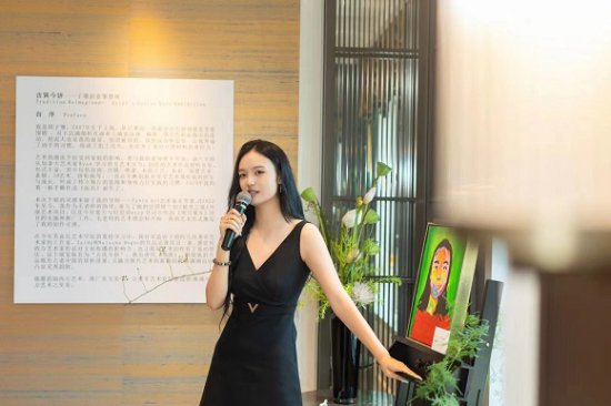 16岁女孩邱子珊在上海举办“古质今妍-子珊<em>创意</em>笔墨展”个展