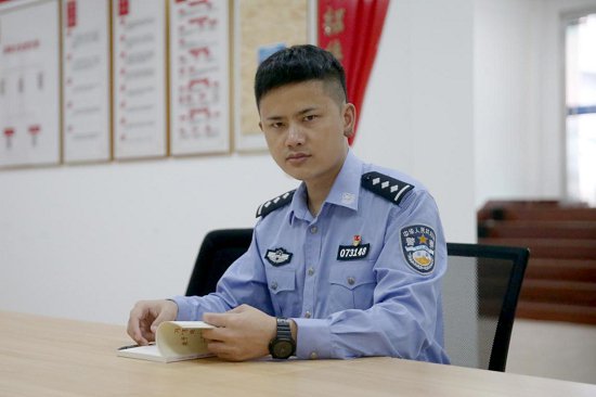 深圳宝安公安青年民警从警记