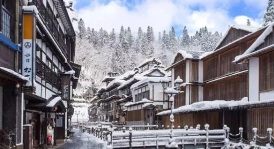日本最美温泉，犹如误入《<em>千与千寻</em>》的世界，浪漫从雪后美景...