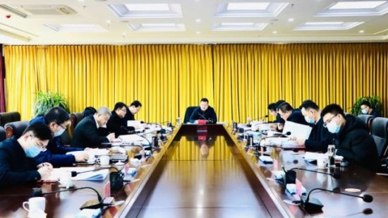 玉泉区召开区委理论学习中心组2022年第1次集体学习会