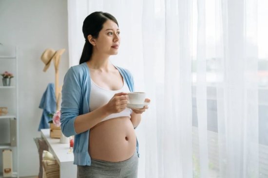 <em>怀孕吃</em>偏方住进 ICU！孕期到底哪些能吃，哪些不能吃？