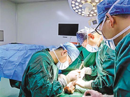 扎囊县中心医院开展第一例内固定骨科手术