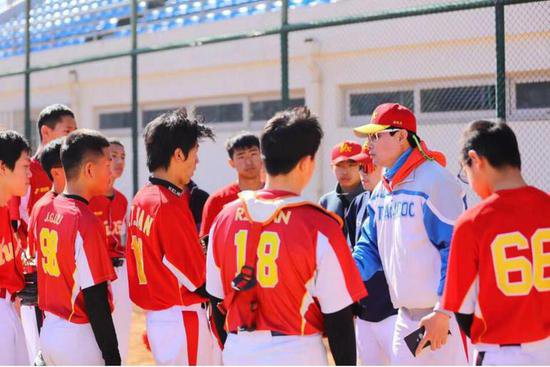 2024年北京市体育传统项目<em>学校</em>棒球<em>比赛</em>举行