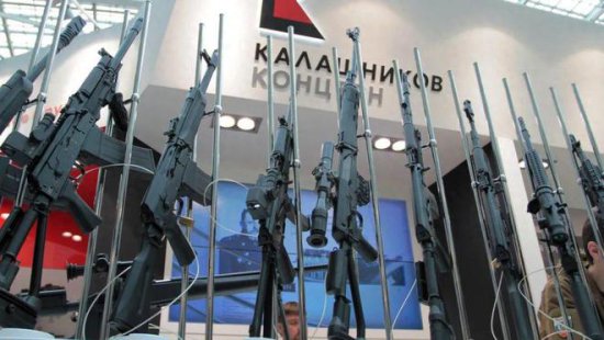 AK牌自杀无人机？卡拉什尼科夫公司不造AK-47，加班造无人机了...