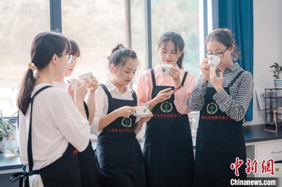 云南农业<em>大学</em>成功申报全国首个咖啡科学与工程<em>专业</em>