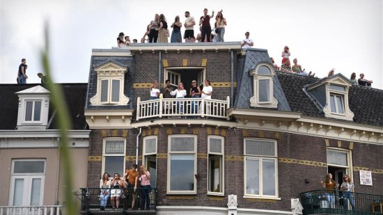 学生不能拿能源津贴？成千上万荷兰学生将市政当局告上法庭