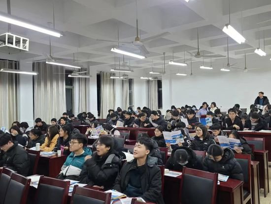 中国教育在线“走进高中/中职公益巡讲活动”连续报道（3）