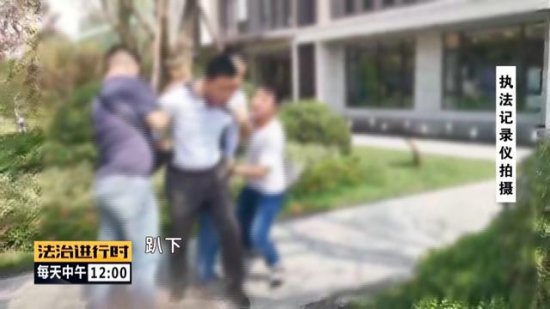 北京警方追凶21年纪实：男子<em>杀人后逃亡</em>外地，隐姓埋名结婚生子