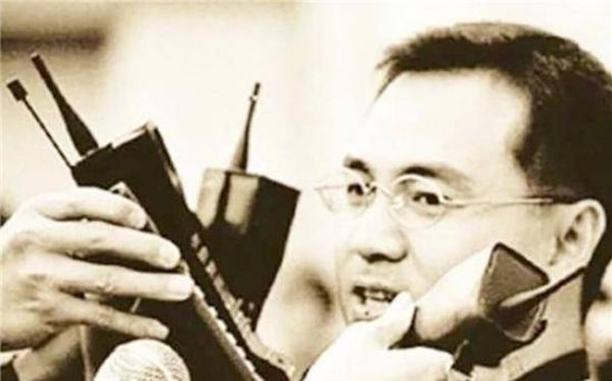 中国第一个办手机号的人，当年<em>号码</em>随便挑，他当时<em>选</em>了什么<em>号</em>？