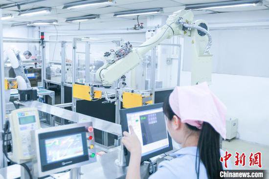 广东：税惠红利落袋 纺织服装企业加“数”转型