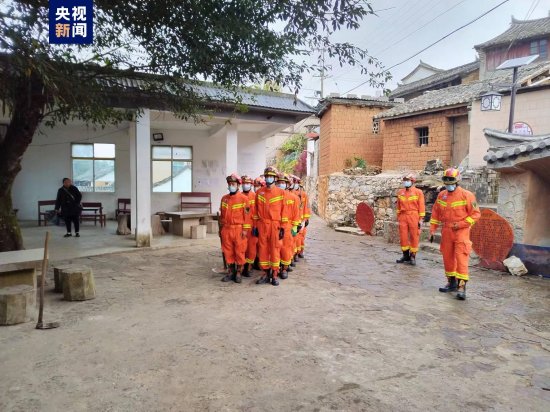 云南红河5.0级地震：有<em>老房屋</em>受损开裂 灾情排查正在进行中