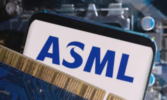 华为发布新款芯片后，ASML也开始行动，台积电霸主地位或将不...