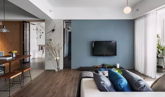 92平<em>现代新房</em>，灰蓝色电视墙，卧室选木质隐形推拉门，简约素雅