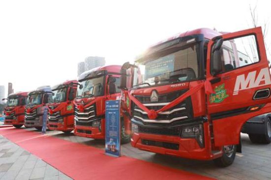 销量、口碑双丰收 中国重汽全新一代燃气车实力圈粉