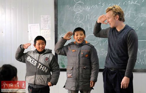 日媒：中国近七成<em>儿童</em>五岁前学英语 手机成辅助手段