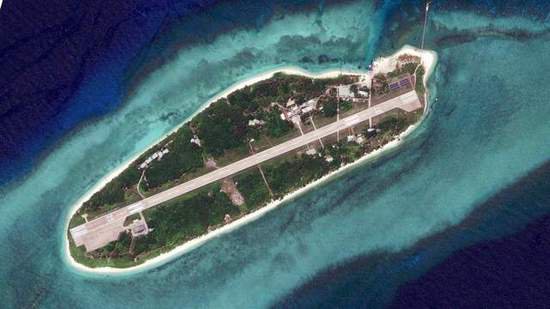 中美海军同时进入太平岛12海里，台当局守不住就让解放军来