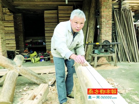 六旬木匠用一根竹子“颠覆”奢侈品