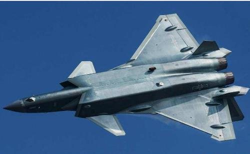 美媒：中国年底将完成首架<em>增强</em>版歼-20B战机，并生产6架用来...
