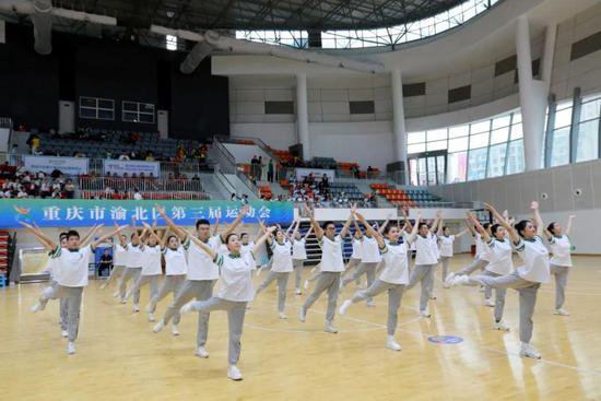 重庆市两江中学工（课）间操比赛获佳绩