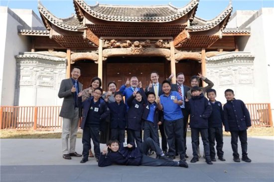 南京威雅学校：热烈欢迎英国驻沪领事馆代表团莅临交流！