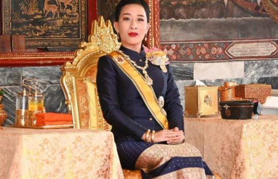 泰国王室这回大变天了！44岁帕公主<em>醒不来</em>，二王妃一脉趁乱行动