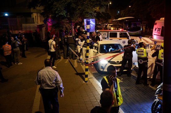 以色列独立日发生<em>恐怖</em>袭击 凶手持刀斧砍人致3死3重伤