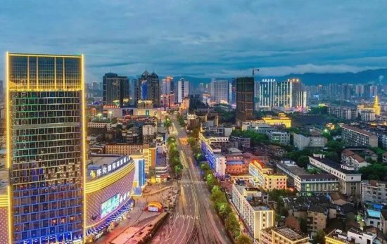 湖南3个中心城市，将建成1个特大城市、2个ImageTitle型大城市
