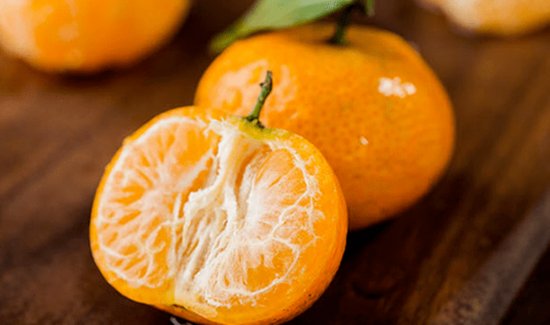 新鲜橘子皮有什么功效与作用，橘皮<em>怎么吃效果最好</em>
