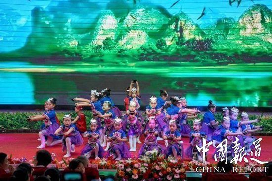 渠县第三小学举行第二届体育文化艺术节文艺展演