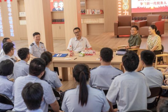 霞浦县税务局举办首届青年交流学习论坛