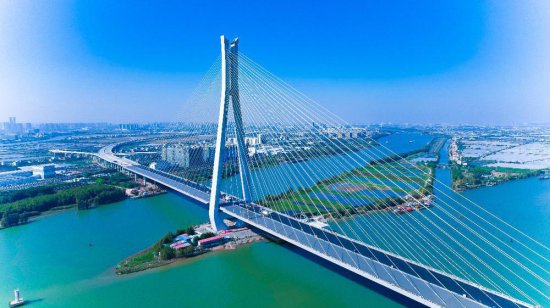 <em>土建施工</em>完成近九成！南中高速有望2024年年底建成通车