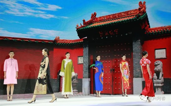 现场 | 第五届沈阳旗袍文化节之第三届中国定制旗袍艺术大赏