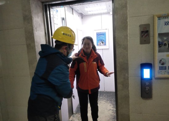 烟台高新区市场监管分局组织开展电梯困人应急救援演练