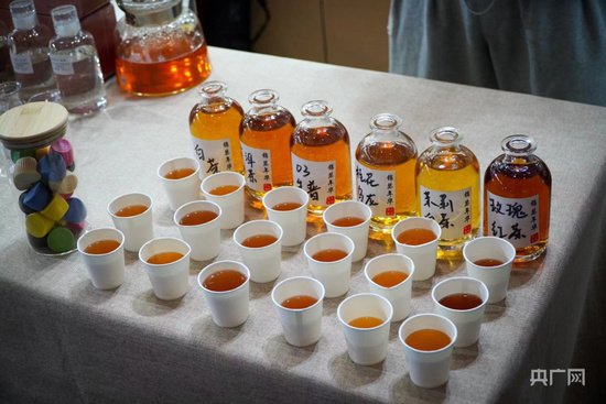 第十六届普洱茶博览会开幕，见证一片<em>叶子的</em>多种“打开方式”