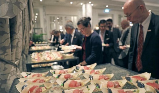 日本在瑞士推销海产品"拯救"水产业 日网友嘲讽：有用吗