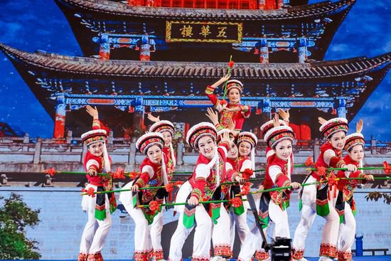 第十六届“汉语桥”世界中学生中文比赛启动仪式在云南大理举行