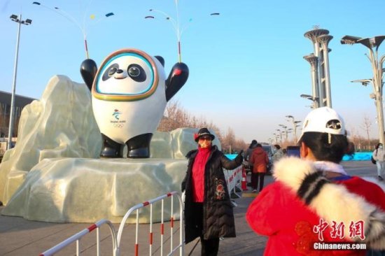 从“盼盼”到“冰墩墩”，大熊猫为什么是世界公认的中国形象“...